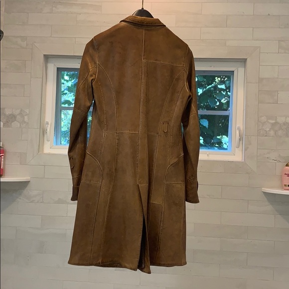 Leather coat - Picture 4 of 8